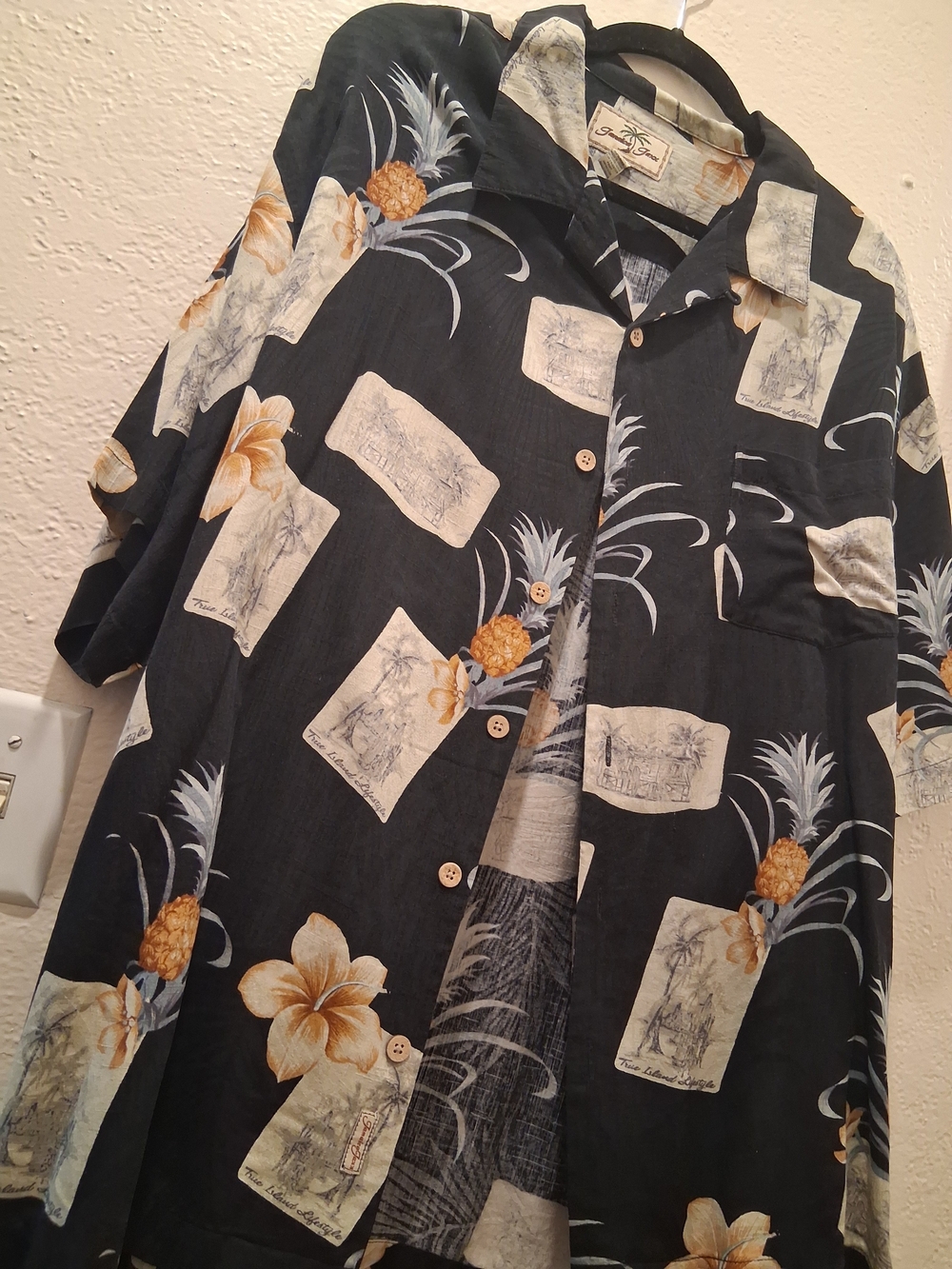 Jamica Jaxx Tropical Print Short Sleeve Shirt - Black